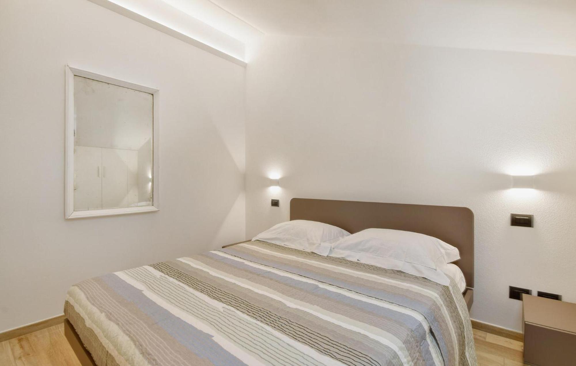 Beautiful Apartment In Moneglia With Kitchen Екстер'єр фото
