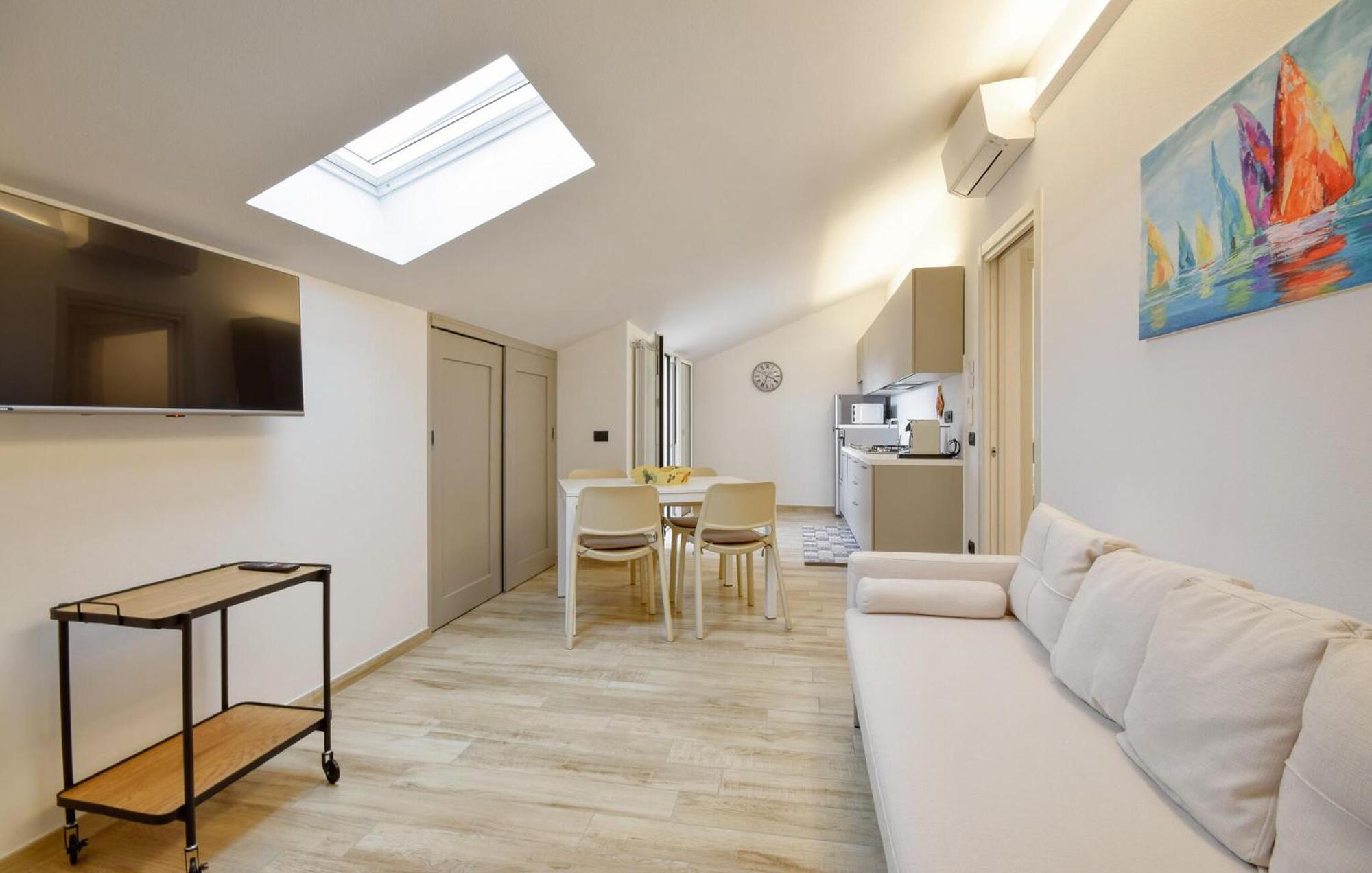 Beautiful Apartment In Moneglia With Kitchen Екстер'єр фото