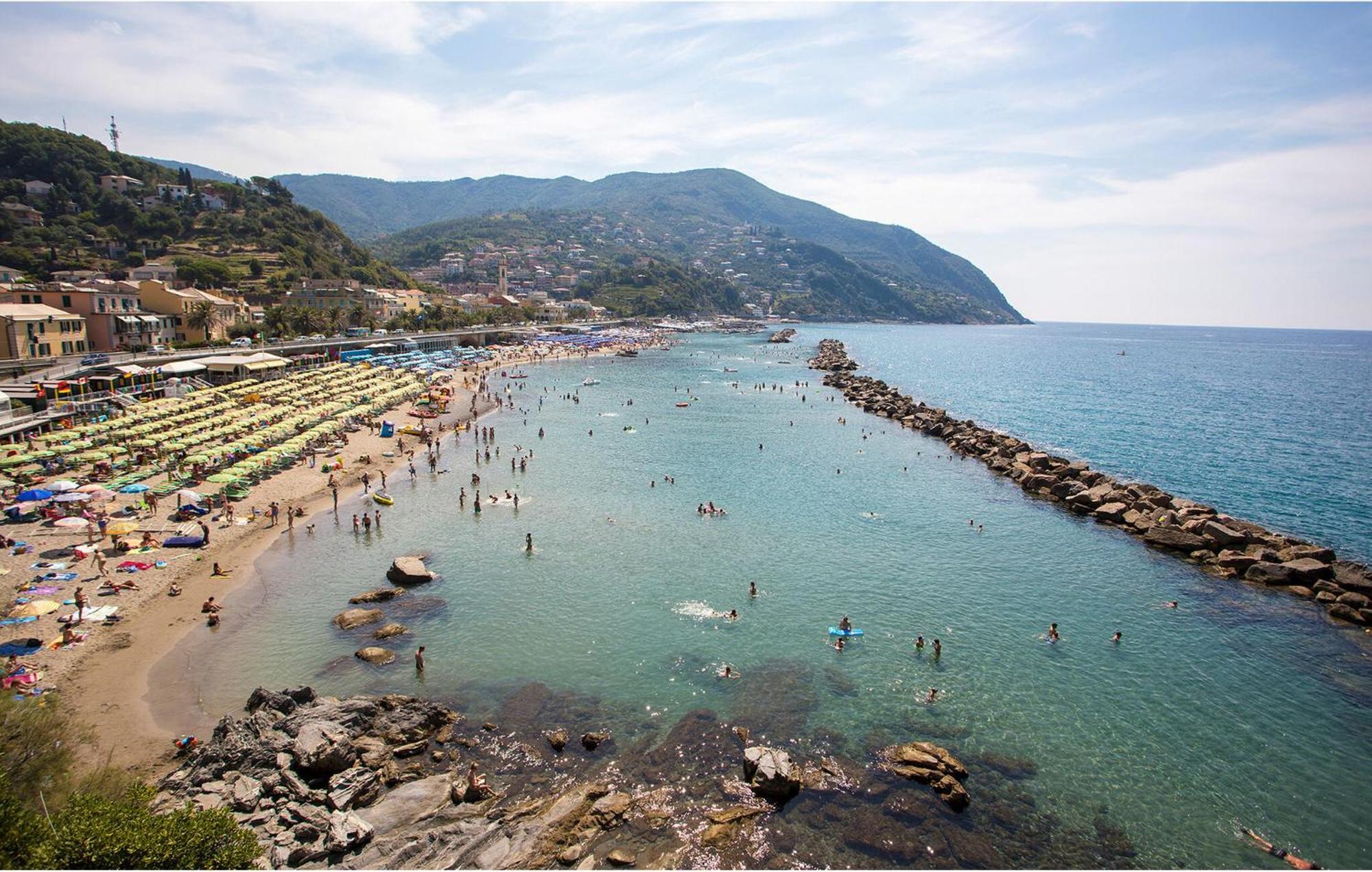 Beautiful Apartment In Moneglia With Kitchen Екстер'єр фото