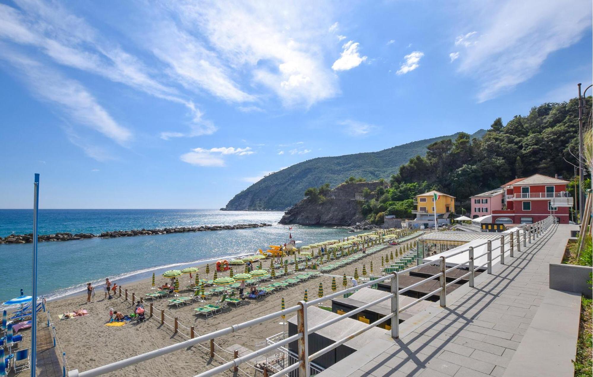 Beautiful Apartment In Moneglia With Kitchen Екстер'єр фото