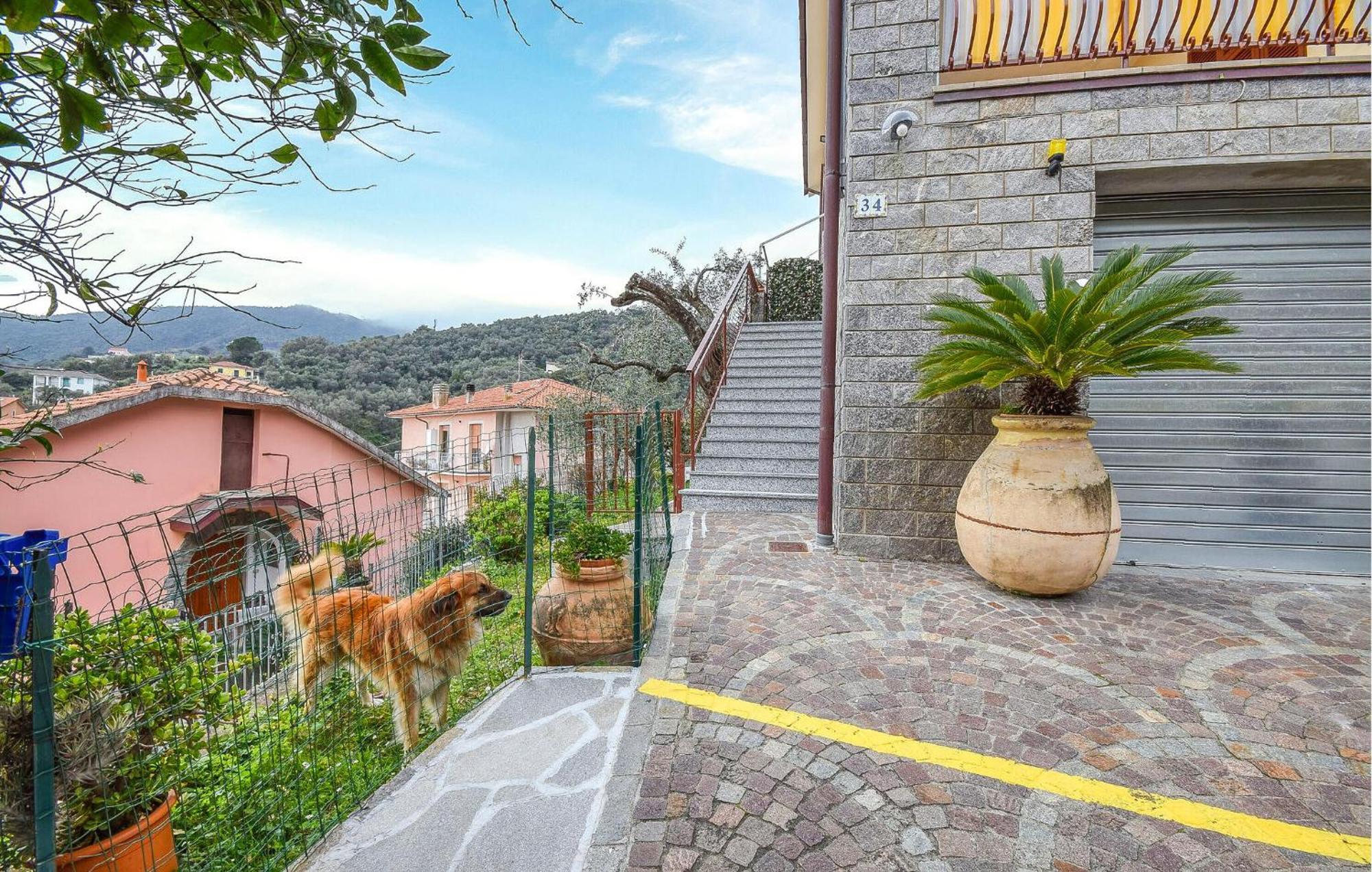 Beautiful Apartment In Moneglia With Kitchen Екстер'єр фото